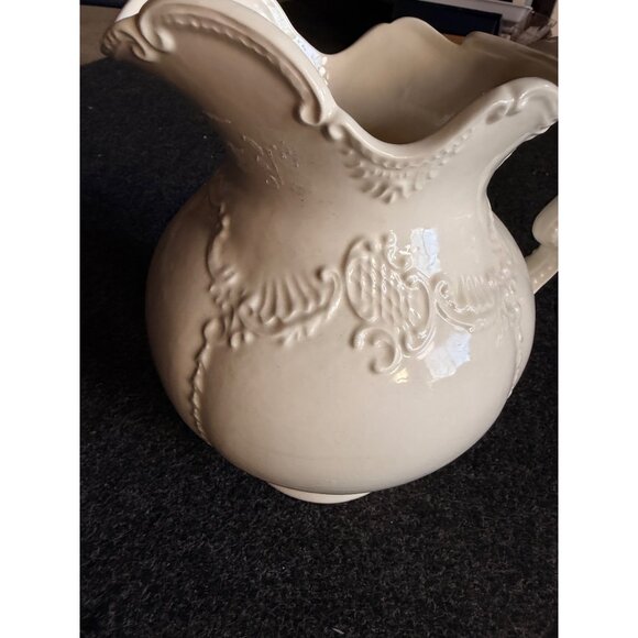 Large White Ceramic Pitcher With Ornate Embossed Design By Arnels - Picture 3 of 8